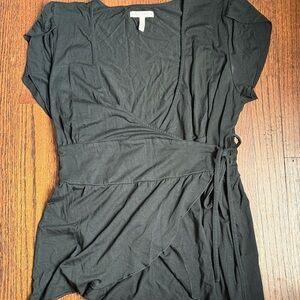 Old Navy Classic Black Top